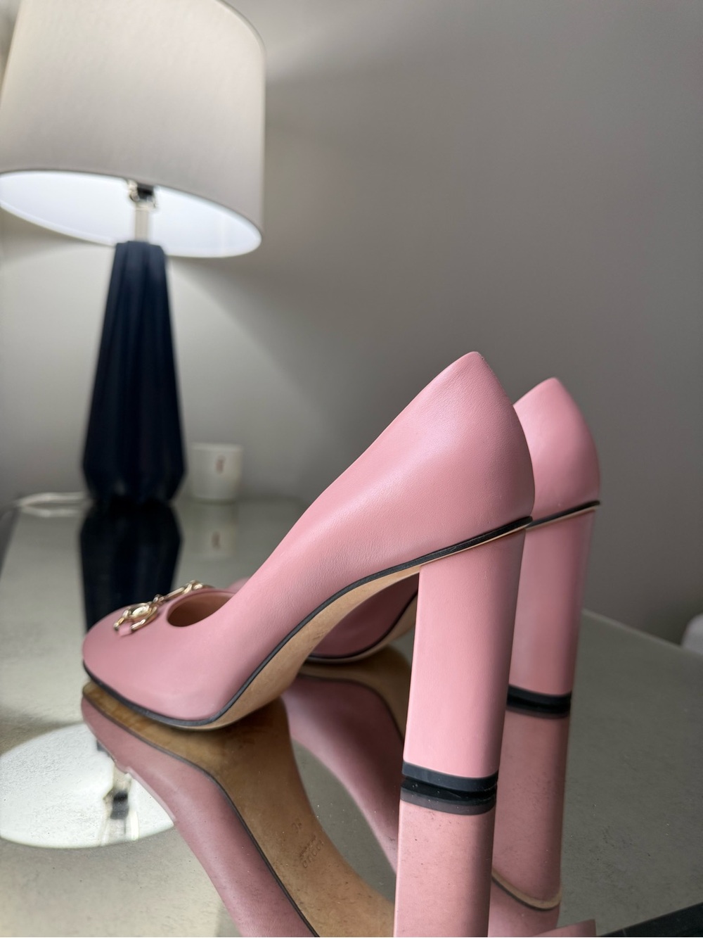 Gucci Pink Leather Block Heel Pumps with Gold Horsebit 7.5 - Picture 2 of 8